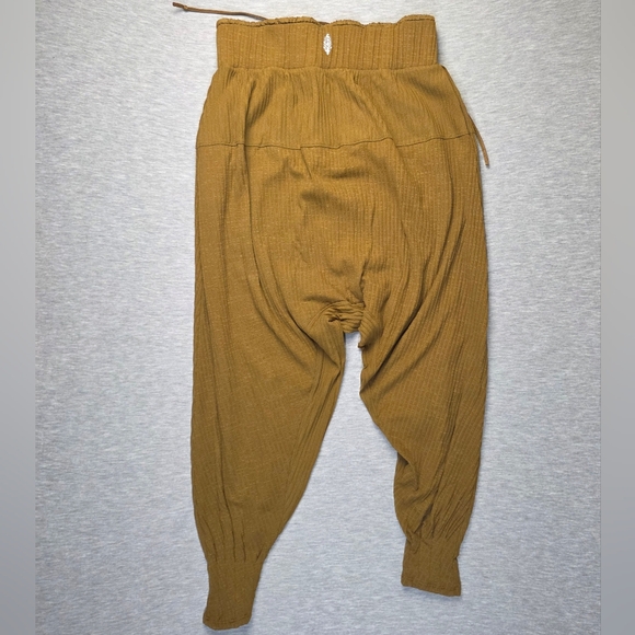 Free People Cant Handle This Harem Pants In Mustard Size Small - Picture 8 of 9
